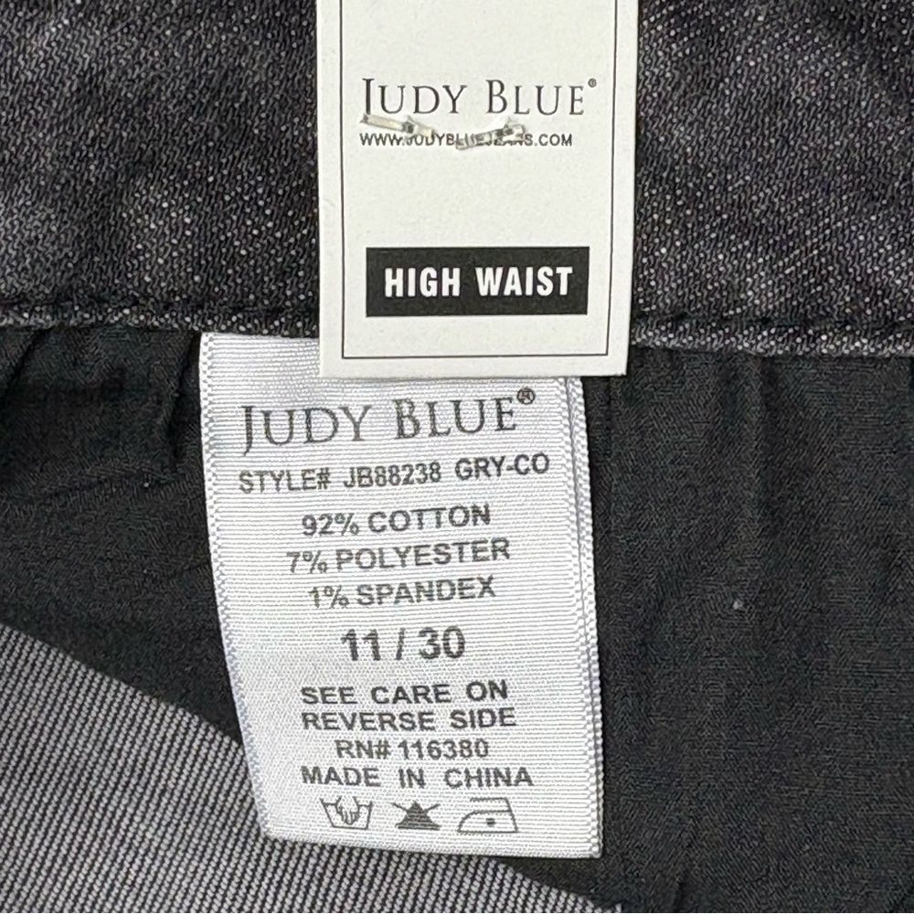 NWT Judy Blue High Rise Skinny Capri Jeans Gray Wash Size 30 Stretch 88238 - Picture 12 of 14